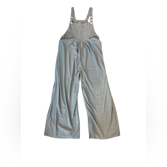 HALARA Gray Sleeveless Jumpsuit with Wide-Leg Design - Picture 3 of 8